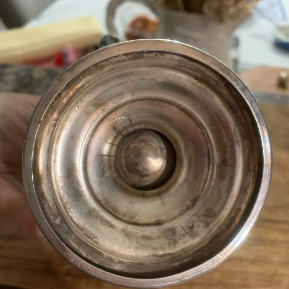 Wm. Rogers & Sons Spring Flower silver-plated creamer